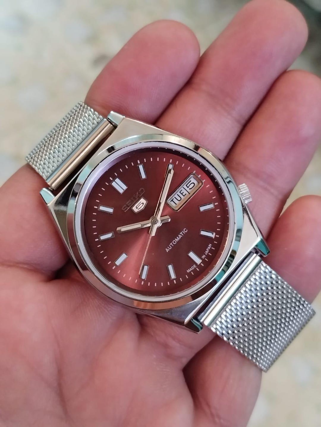 SEIKO 5 自動巻き 腕時計 ブラウンダイヤル il_1080xN.7126313905_k9il.jpg