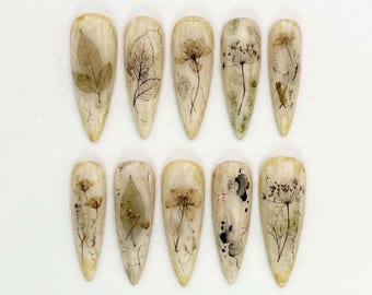 Handmade Nature Press On Nails, Dried Flower- Botanical Ink Art & Organic Beige Tones, Almond Nails For Minimal Vibes