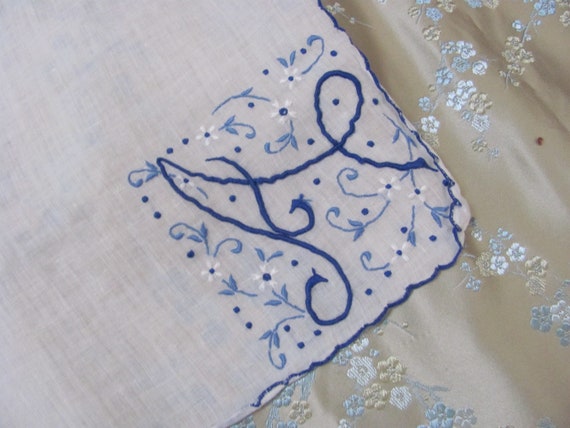 Hankie Vintage Solid White Cotton Embroidered Mon… - image 1