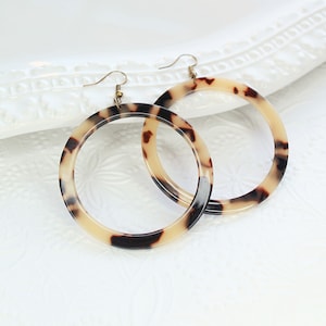 Boho Large Hoop Leopard Print Tortoise Shell Hoop Earrings, Large Fashion Earrings