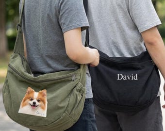 Canvas-Umhängetasche mit Dumpling-Motiv – Individuelle Textstickerei und Print-on-Demand-Bild, personalisierte Crossbody-Tasche