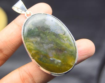 Natural Moss Agate Pendant – Handmade 925 Sterling Silver Round Necklace