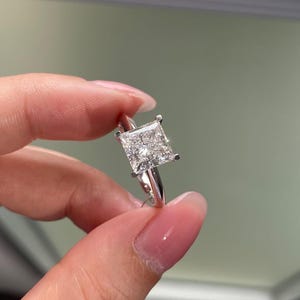 2.5 CT Princess Cut Moissanite Engagement Ring, GRA Certified VVS1 14k Gold Wedding Ring for Women, Anniversary Ring, Bridesmaid Gift.