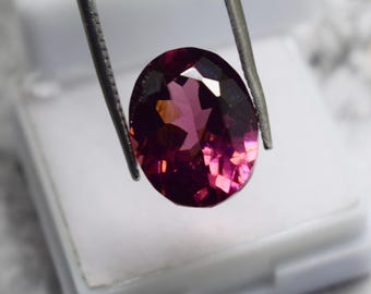 10,4 Karat ovaler roter Granat Edelstein, facettierter loser Stein