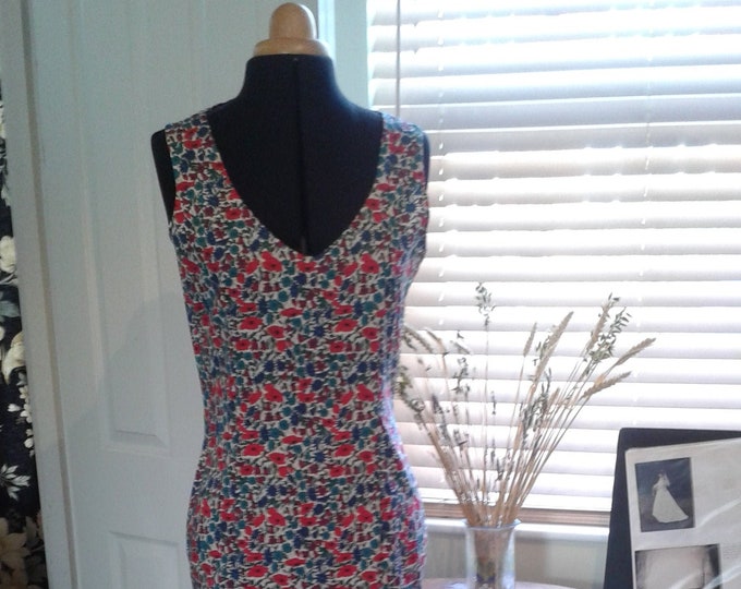 short dress in Liberty cotton fabric, sheath dress with v-neck
