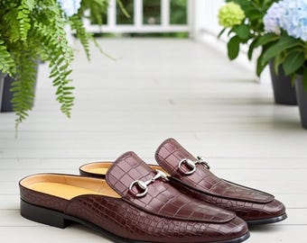Vinröda Alligator Texture Horsebit Mules för Dam Handgjorda Läder Slip-on Skor – Lyxiga Damtofflor