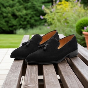 Handmade Black Suede Tassel Loafers: Men&#39;s Leather Slip-On Dress Shoes