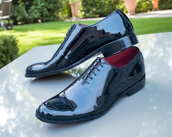 Handmade Wholecut Patent Leather Dress Shoes: Black Formal Style