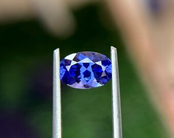 Eye clean Faceted Tanzanite Gemstone 1.20 Carat | Oval Vivid Blue-Violet Loose Stone