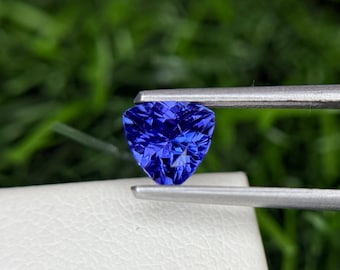 AAA Tanzanite Gemstone | 0.65 Ct Trillion Cut, 6mm Loose Stone