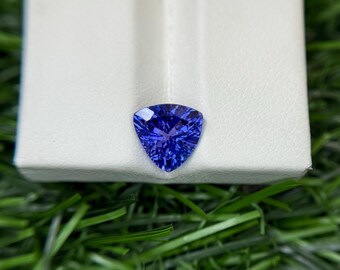 Faceted Tanzanite Gemstone, 1.75 Carat Trillion Cut, Blue-Violet