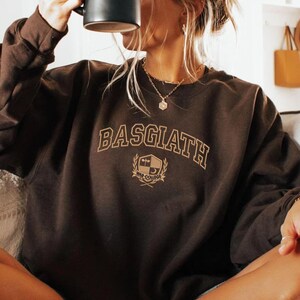 EMBROIDERED Vintage Basgiath War College, Comfort Colors Fourth Wing Sweatshirt, Violet Sorrengail, Riorson, Fantasy Book Dragon afbeelding 7