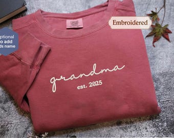 Embroidered Grandma Sweatshirt With Kids Names Grandma Crewneck Pregnancy Announcement Christmas gift for Grandma Mother's Day Gift