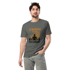 Stärker als gestern Fitnessstudio T-Shirt Unisex Workout T-Shirt - Fitness Motivation, Bodypainting, Gewichtheben Shirt, Geschenk für Sport Liebhaber