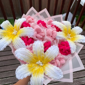 Handmade Pipe Cleaner Flower Bouquet – 3 Lilies & 12 Roses