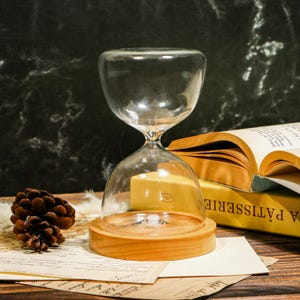 Name&Title Magnetic Hourglass, Engraved Hourglass Sand Timer,Sand Timer Hourglass, Office Accessories, Corporate Gifts, Custom Hourglass