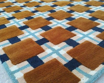 Modern Geometric Hand Tufted Rug | Thick & Soft Wool Carpet |
