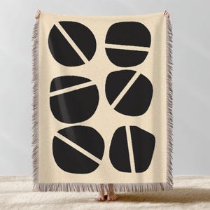 Black Cream Abstract Shape Woven Blanket,  Modern Black & White Tapestry, Minimalist Boho Abstract Circle Throw, Housewarming Gift Bedspread