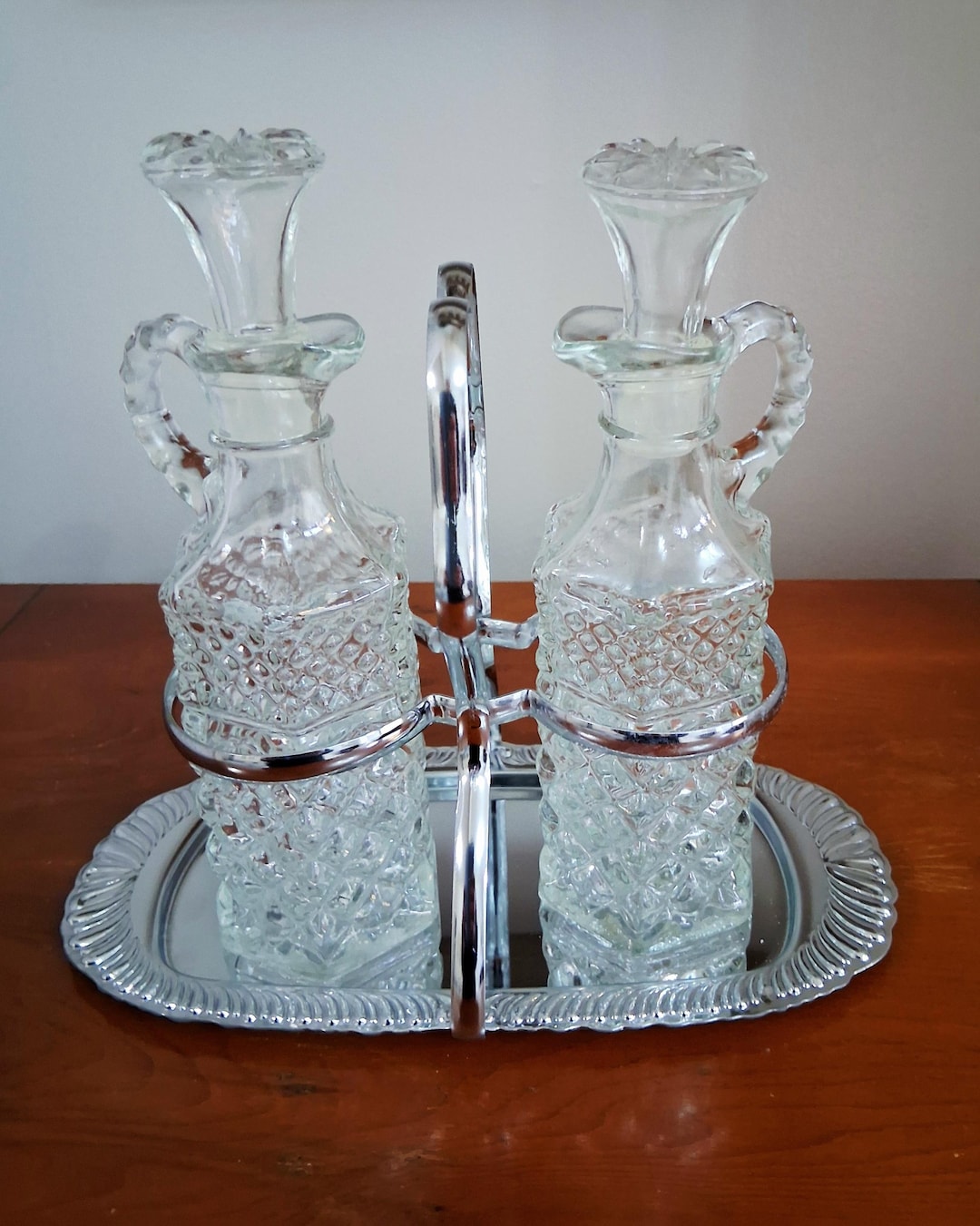 Vintage Glass Oil and Vinegar Cruet Set With Chrome Stand & Mirrored ...