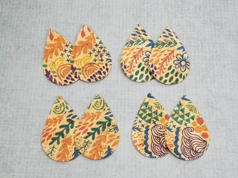 4 pairs of Teardrop Shapes Colorful Abstract Print Cork Teardrop Shapes for Earrings Wood Cork Teardrops 8 pieces Natural CORK Teardrops