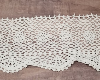 Lovely White Vintage Hand Crocheted Trim, Hand Crocheted Trim, Crochet Lace for Edging, 53 x 88 Intact Rectangular Trim with 5.5 inch edges