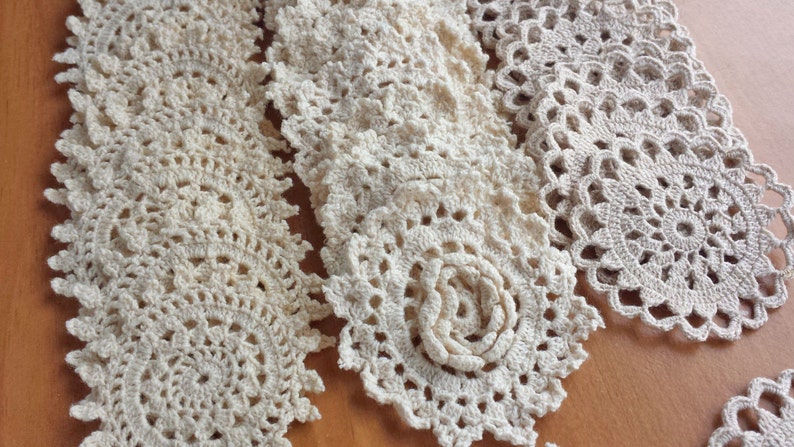 Ecru Taupe Tan 60 Vintage Crochet Doilies Beige Color Crochet Doilies 2.25-2.5 inch sizes Vintage Crochet Lace Doily Rosettes approx