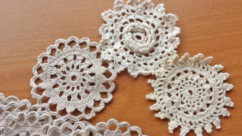 Ecru Taupe Tan 60 Vintage Crochet Doilies Beige Color Crochet Doilies 2.25-2.5 inch sizes Vintage Crochet Lace Doily Rosettes approx