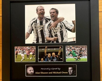 Ingelijste door Newcastle Owen and Shearer gesigneerde montage met certificaat