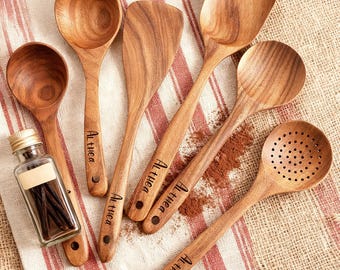 Handcrafted Teak Wood Utensil Set – 7-Piece Eco-Friendly Kitchen Tools