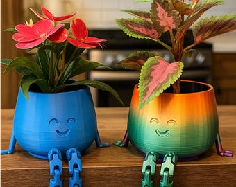 Plant Pot Buddy with moveable legs
