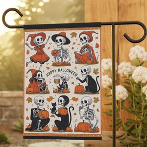 Bandera de jardín de Halloween con esqueletos divertidos: decoración espeluznante