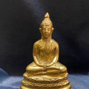 Solid Brass Buddha Statue: Handcrafted Meditation Decor for Zen Space