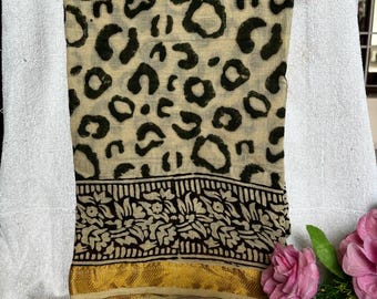 Handblock bedruckter Baumwollsarong - ethisch gefertigte Boho-Strandvertuschung