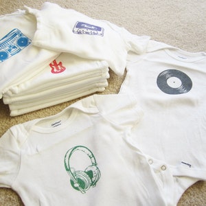 Record print onesie Short sleeve 3-6 months image 4