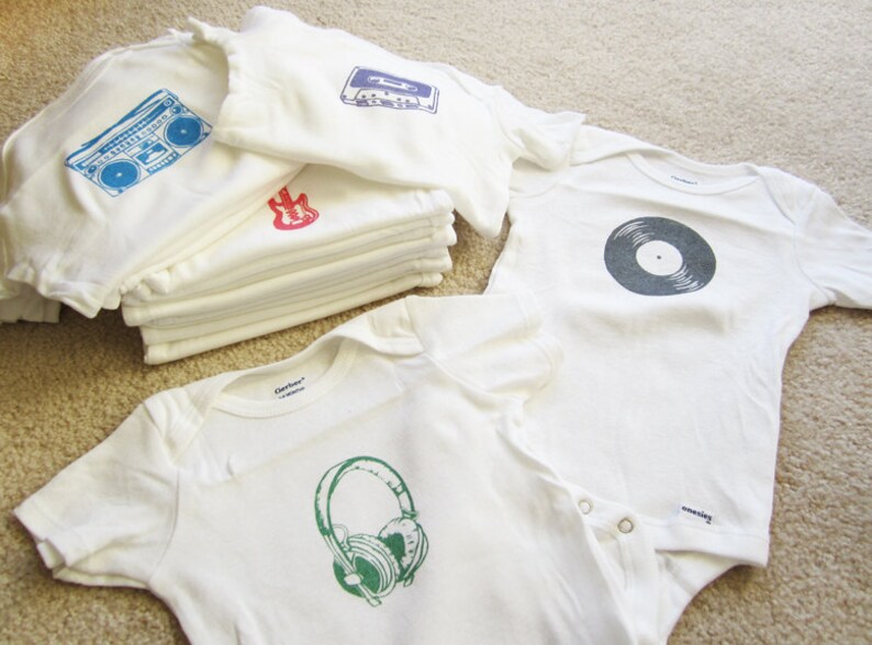 Record print onesie Short sleeve 3-6 months image 4