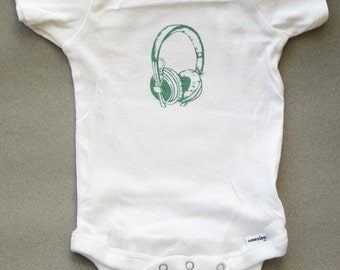 Headphones print onesie- Short sleeve 3-6 months