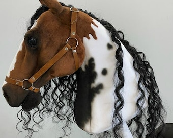 Cavallo a dondolo pinto realistico: giocattolo a forma di cavallo con bastoncino per saltare
