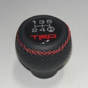 Manual transmission 5  speed    Fits For Toyota Genuine Celica MR 2 Spyder Black Leather Shift Knob Thread pitch 12x1.25 mm