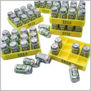 Miniature Beer and Drink Bottles, Tiny Miniature Bottles, Mini Beer Bottle and Can Set, Tiny Drink Bottles with Storage Box for Dollhouse