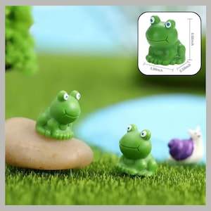 Mini Resin Frog Figurines Set, Mini Frog Decor, Miniature Frog Figurines, Green Resin Frogs, Tiny Green Frogs for Fairy Gardens & Terrariums