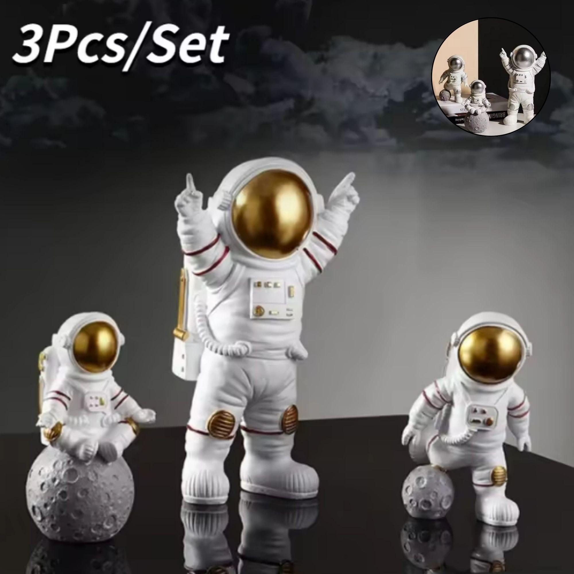 Astronaut figurine - Etsy 日本