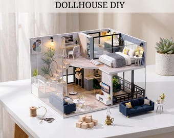 DIY dockhusbyggsats med möbelset | Mysigt modernt miniatyrhus med lampor | DIY trädockhus | Present till heminredningsälskare