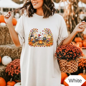 Peanuts Campfire Shirt, Fall Snoopy Graphic Tee, Charlie Brown Autumn Pumpkin Tshirt, Cute Retro Thanksgiving Crewneck, Cozy Camp Gift