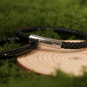 Personalised Men&#39;s Infinity Capsule Leather Bracelet,Name Bracelet,Men&#39;s Bracelet,Engraved Bracelet,Men‘s Jewellery,Christmas Gift for Him