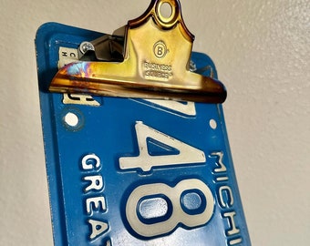 Michigan Repurposed License Plate Clipboard, State, Wall Decor, Numbers, Clip, Industrial, Sign, Car, Truck, 1986, Great Lakes, Blue, White