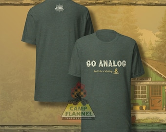 T-shirt unisexe, flanelle de camping, analogique, manches courtes, t-shirt rétro, réinitialisation, vacances, numérique, feu de camp, vintage, colonie de vacances, cadeau pour lui et elle