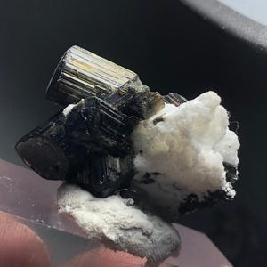 Dravit turmalinkristallprov från Afghanistan 23 g