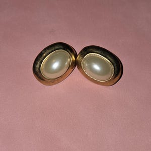 Vintage Gold & Pearl Oval Clip-On Earrings | Classic Statement Jewelry | Retro 80s Style Accessories