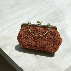 Vintage Crochet Clutch – Kisslock Purse – Handmade Retro Bag