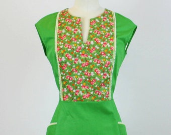 Sheath dress, size small.